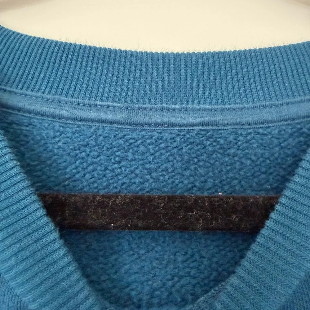 Auth.✅ ALO Yoga Accolade Crewneck in “Eclipse Blue” Size Large💙 - Picture 4 of 8